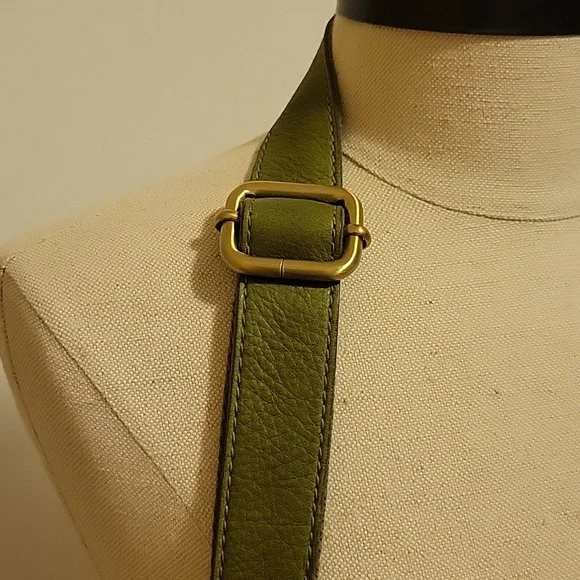 NWT: Leather Fossil Explorer Crossbody - Picture 10 of 16